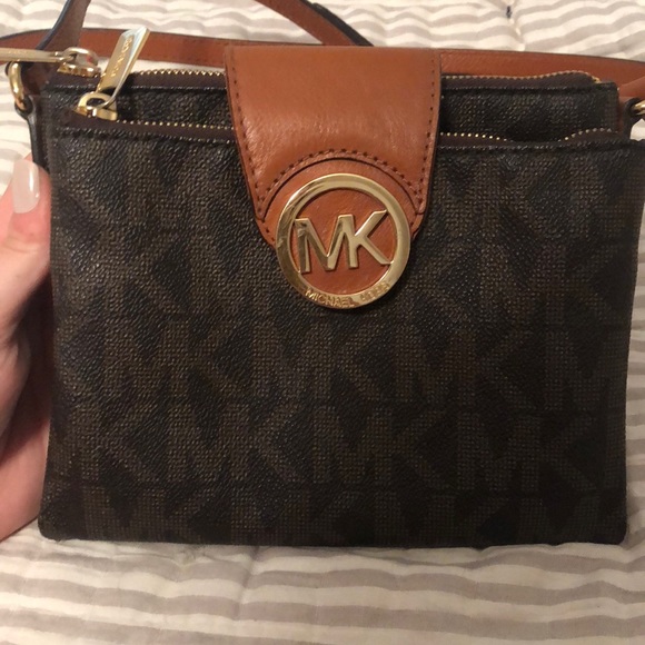 MICHAEL Michael Kors crossbody - Picture 3 of 13